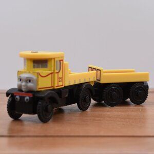 Isabella Cargo & Trailer Learning Curve Thomas & Friends Wooden Railway Train